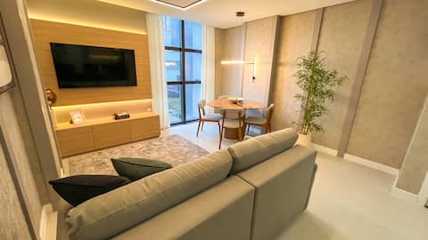 Popular Airbnb listing: Apt 2 bedroom/en-suite - High standard next to IBIS in Tubarão