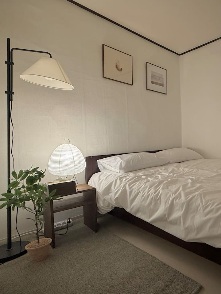 غرفة النوم 2