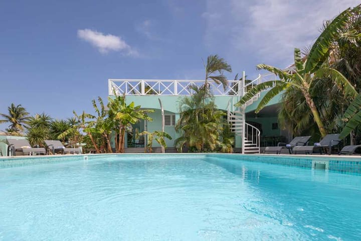 Villa Bananas, Tropical Getaway, 5 Bedr, 3 Bathr - Curaçao