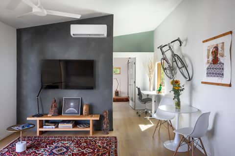 Popular Airbnb listing: Modern Retreat in mid-town, close to everything in Tucson