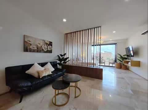 Successful Airbnb property: Studio at the foot of 5th Avenue and the beach in Zazil Ha