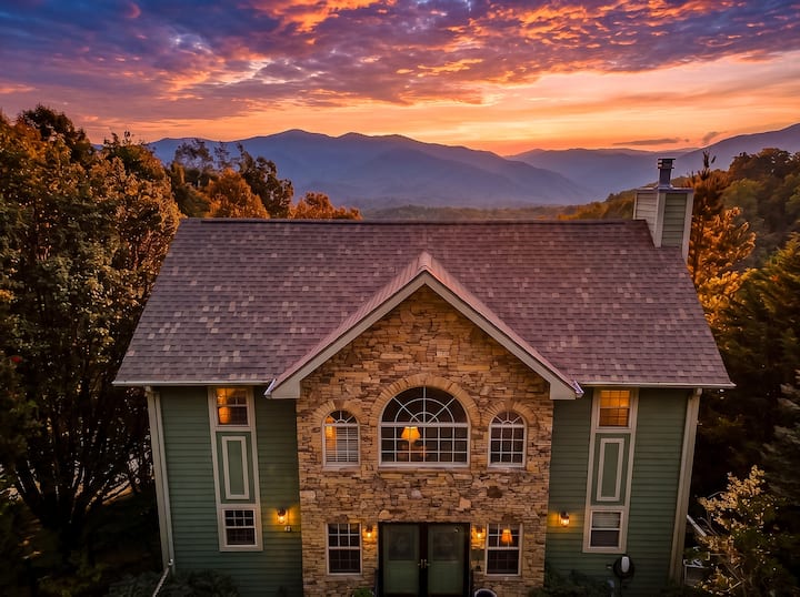3 En-suites Views Near Town Ev Charger Pets Ok - Gatlinburg, TN