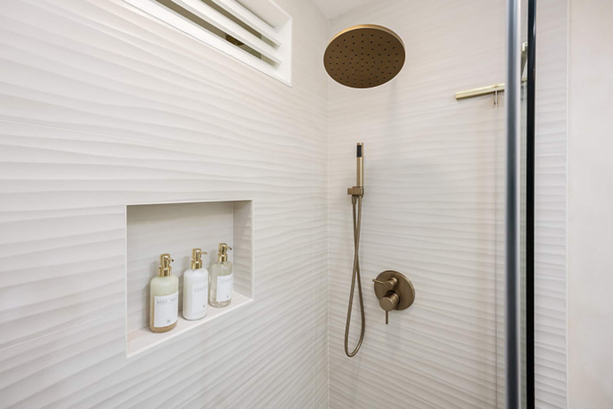 Home in Kahuku · ★5.0 · 1 bedroom · 2 beds · 1 private bath - Image 27