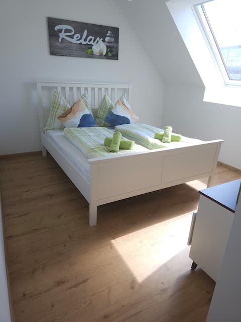 Popular Airbnb listing: "Coming Home" - Penthouse Apartment in Meidling
