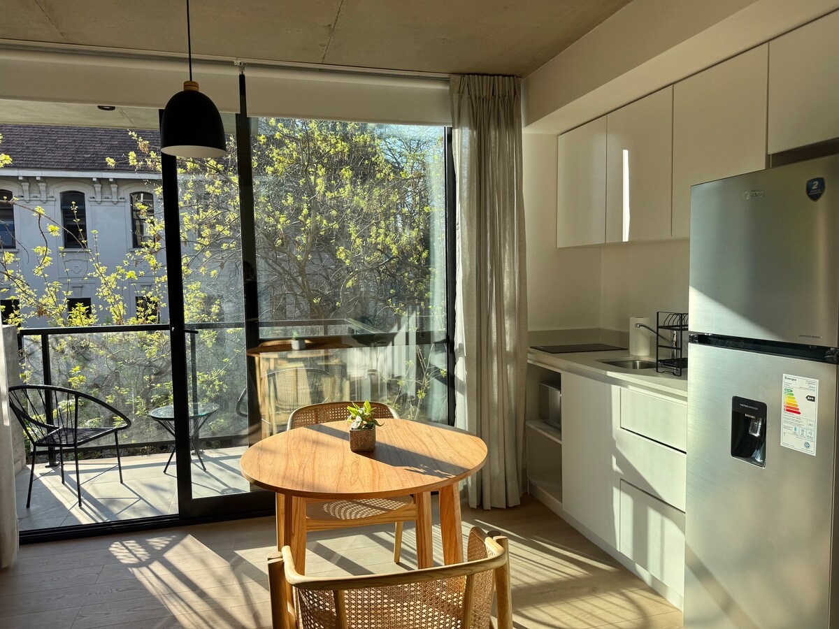 Elegant 2. Brand new apartment photo 3