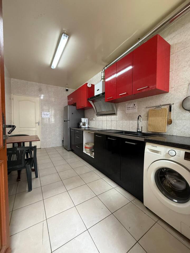 Face Gare - Chambre 8 Avec Salle De Bain Privée - Roanne