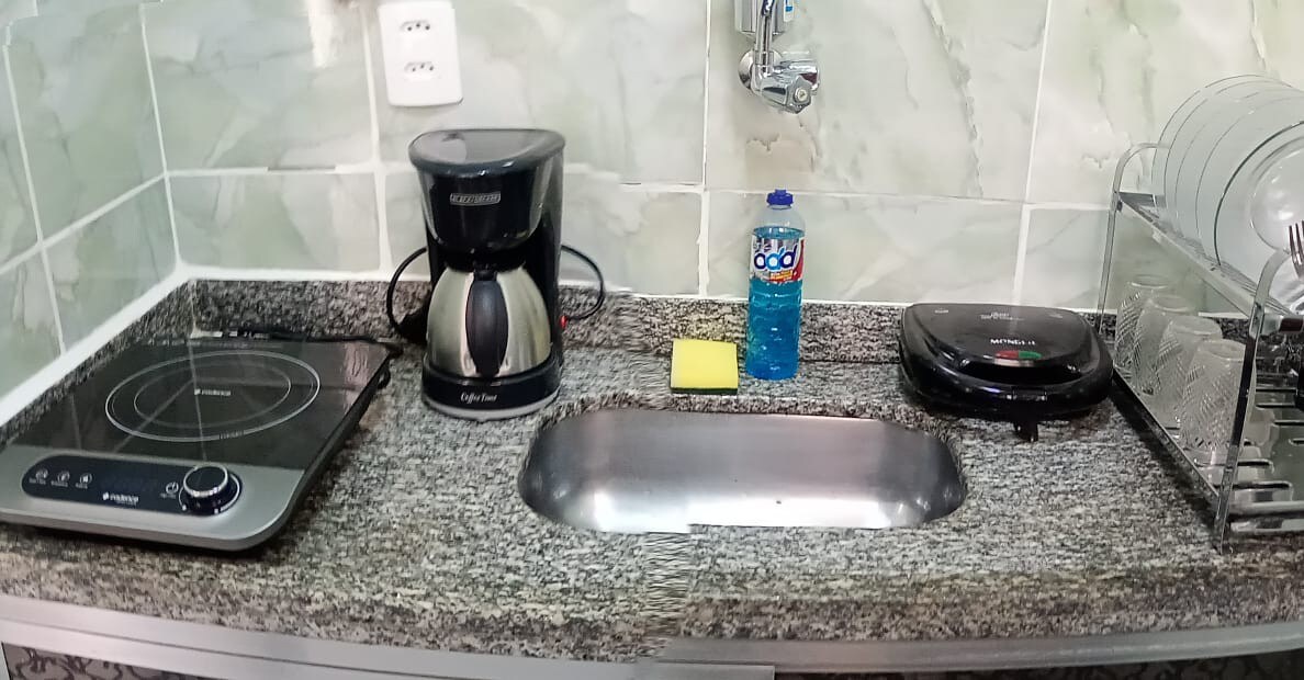 Imóvel de sucesso: Quiet apartment in the heart of Lapa em Lapa