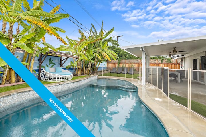 Mesa Verde 4br | 3ba Pool & Hot Tub - Costa Mesa, CA