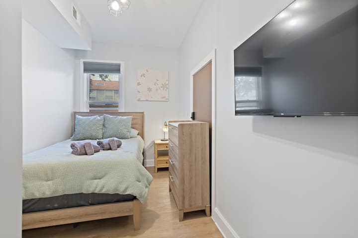 Удобно и одморно, совршено дизајнирано за мирен ноќен сон.
