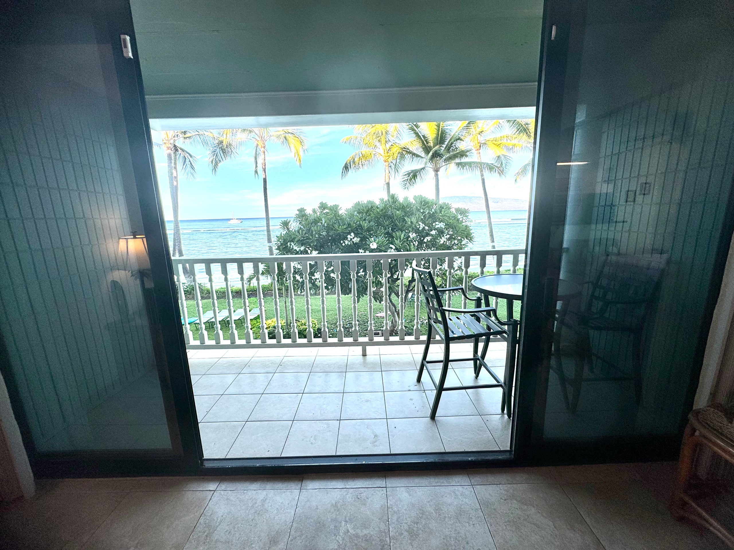 Lahaina Shores Beachfront Ocean Views Paradise - Image 13
