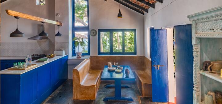 Kitchenette image 1