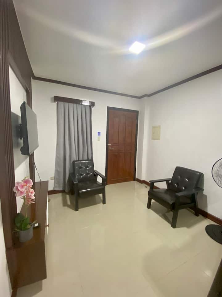 Unit 113 M Lolin Apartelle(2 Bedroom) - Dipólog