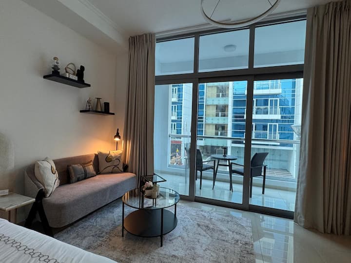 Dubai Marina Large And Stylish Studio - Dubai Marina