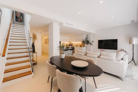 2 bedrooms with 2 bathrooms and XL terrace (203)