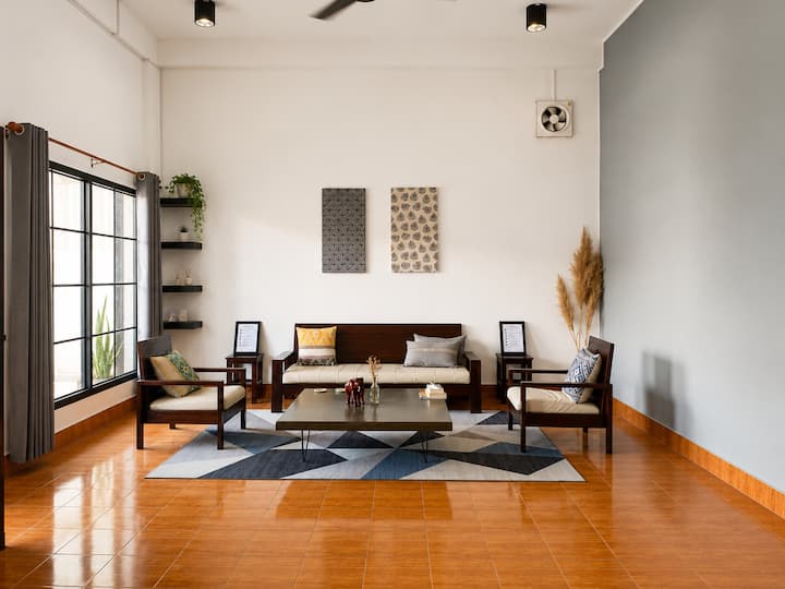 Modern 3 Bedroom Home • Central • Full Kitchen - Luang Prabang