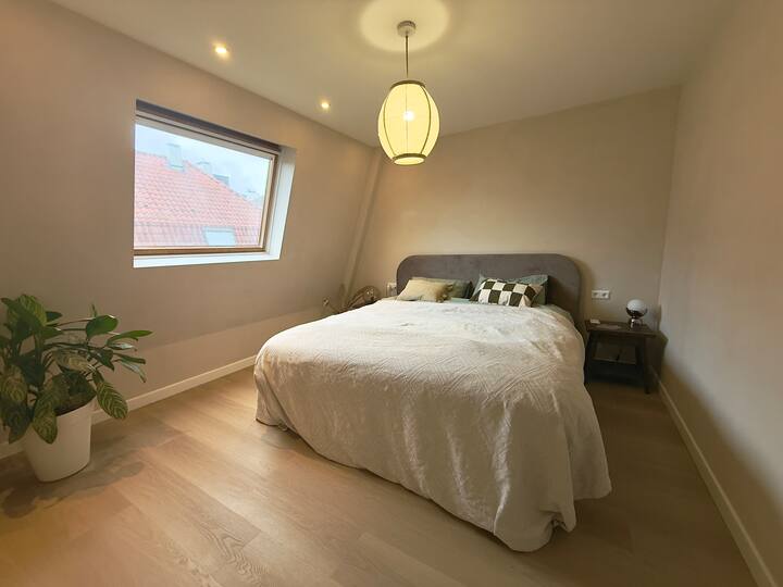 Chumba cha kulala kwenye ghorofa ya 2