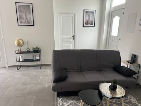 House vs. apartment