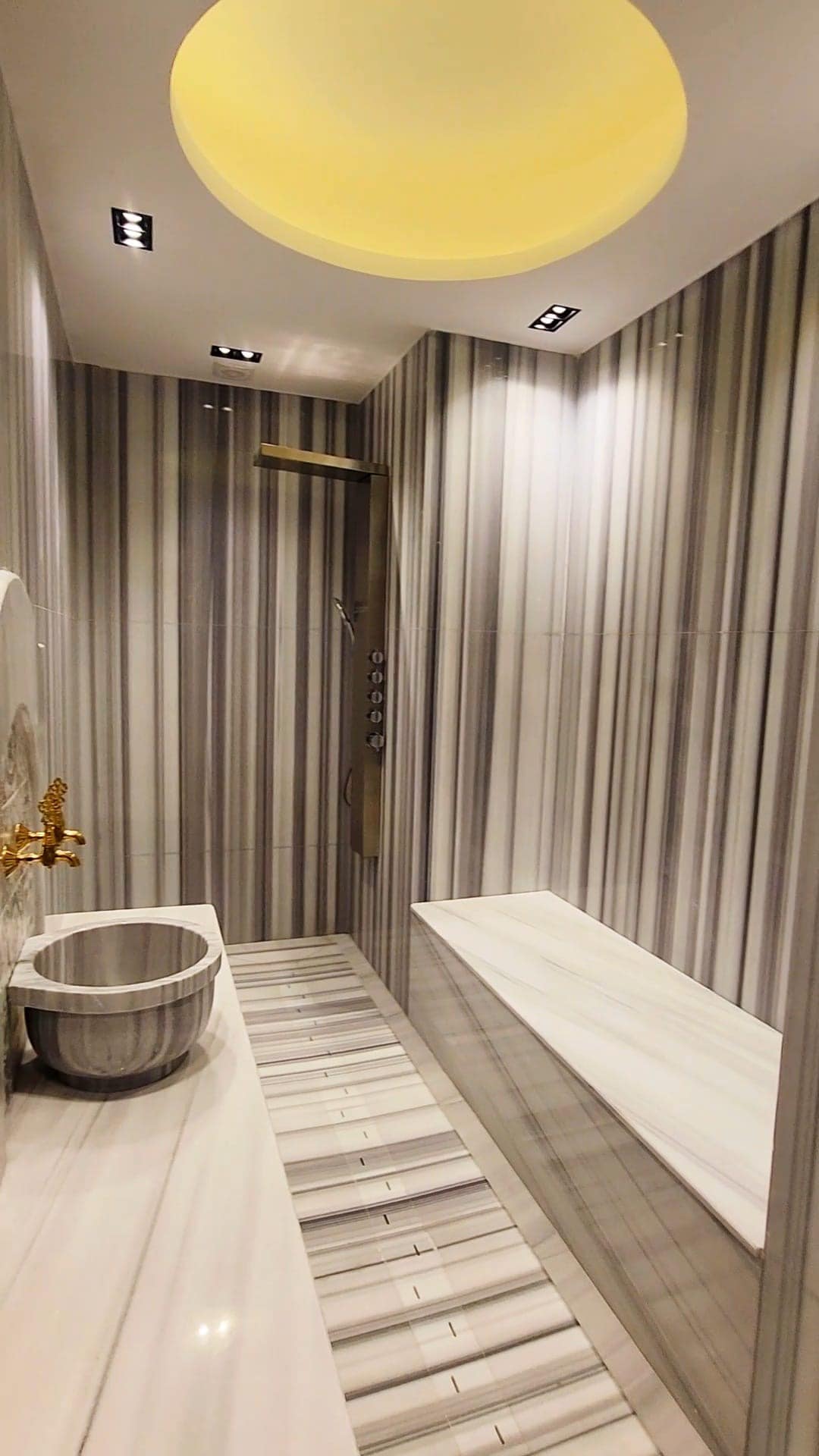 Şehrin Göbeğinde Doğa Manzaralı Harika Villa