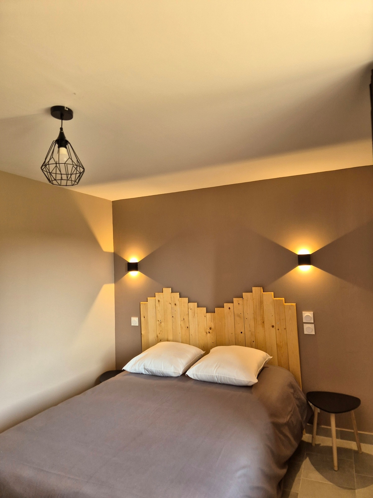 غرفة النوم 1