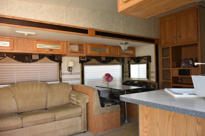Yellowstone River Rv Retreat - Montana