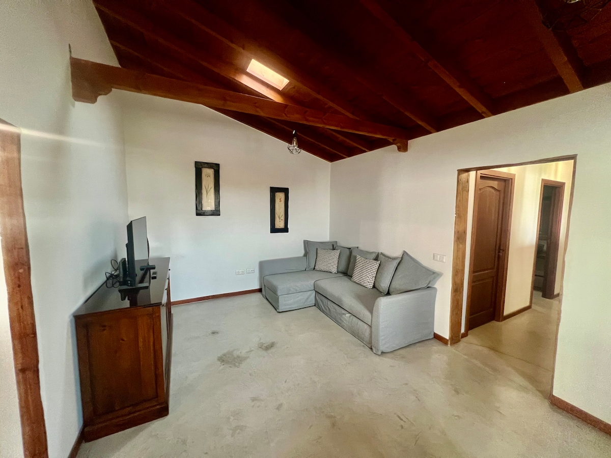 Airbnb con mejor rendimiento: Mirador de los Fraga, Heated pool, A/C, Sea view en Adeje