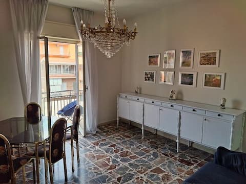 Top Airbnb: Casa Bellini in Giarre Center a Giarre