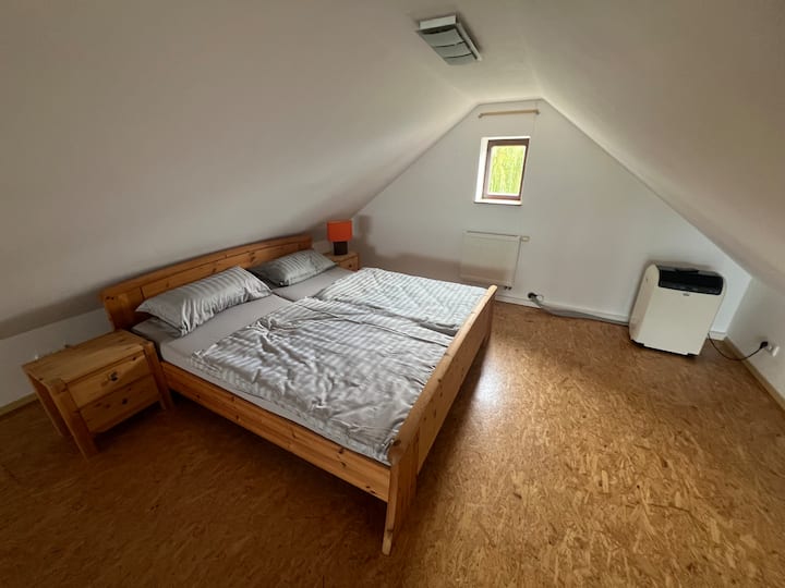 Spálňa 2