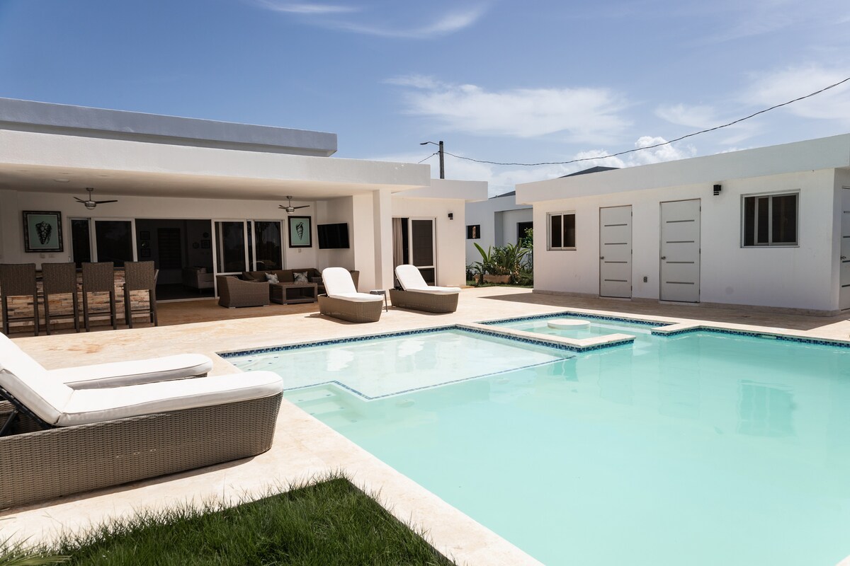 Casa Linda Villa Perla : 2 lits avec maison d'hôtes - Maisons à louer à ...