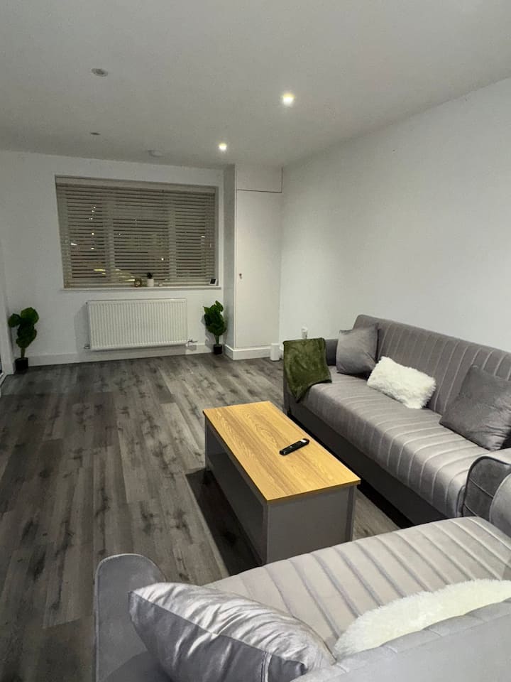 Ideal 2br Escape Minutes From Heathrow Airport - Hounslow