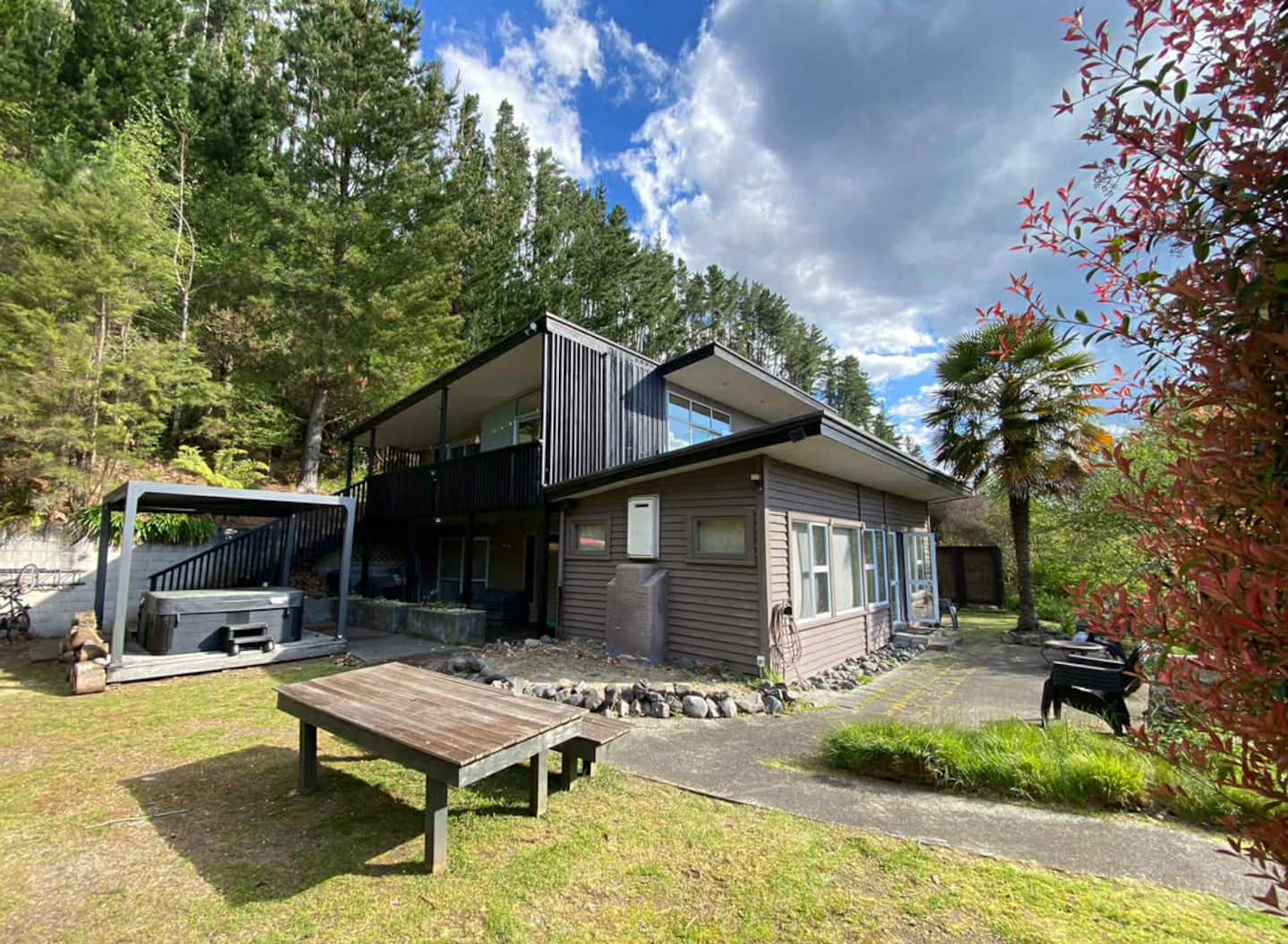 The Perch Turangi Mountainside Home With Spa 2