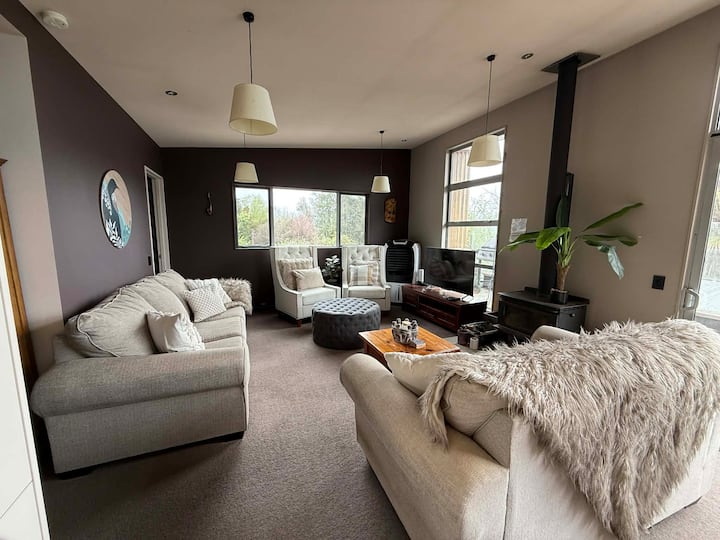 The Perch Turangi Mountainside Home With Spa - Tūrangi