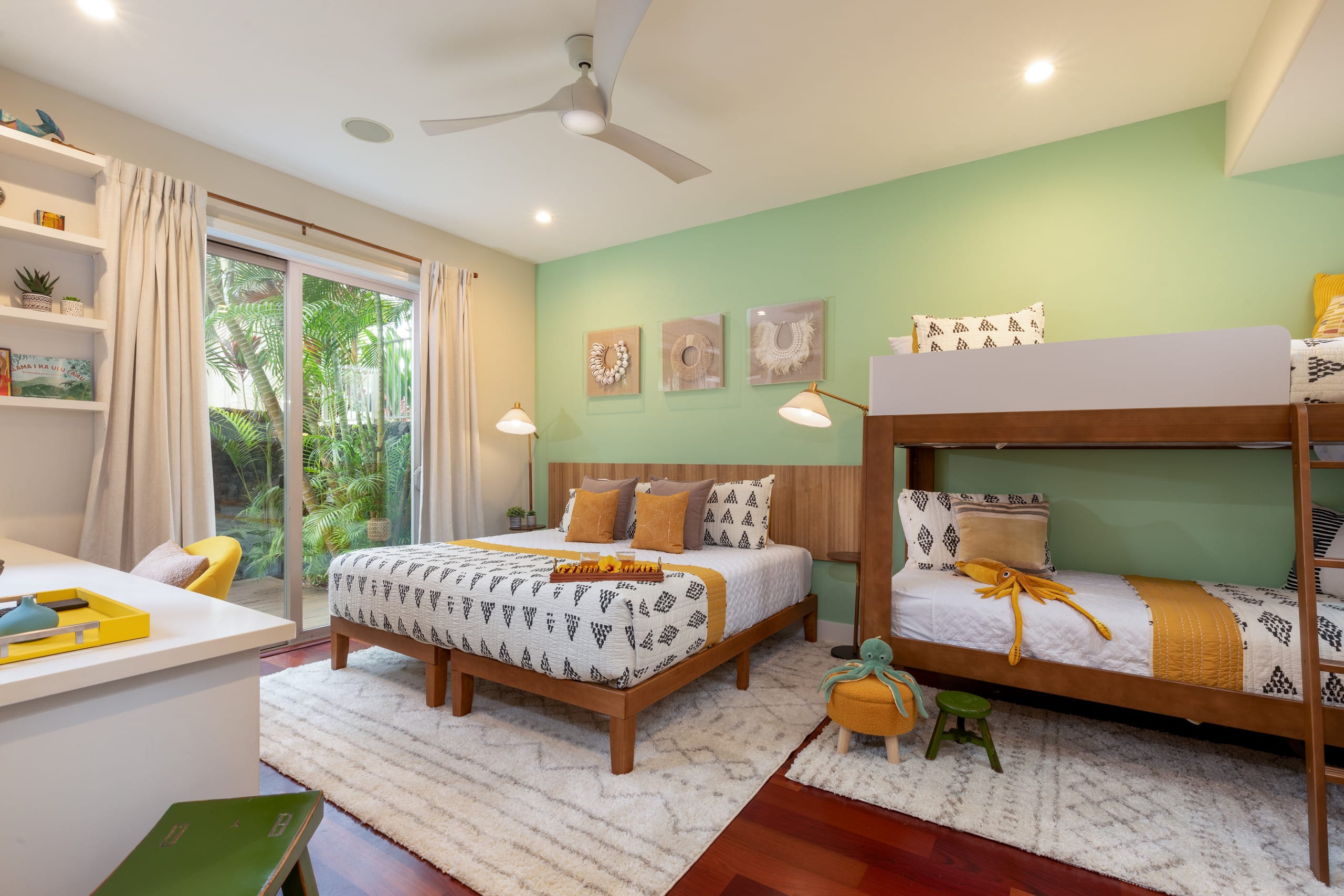 Home in Waimea · ★5.0 · 4 bedrooms · 8 beds · 3 private baths - Image 19