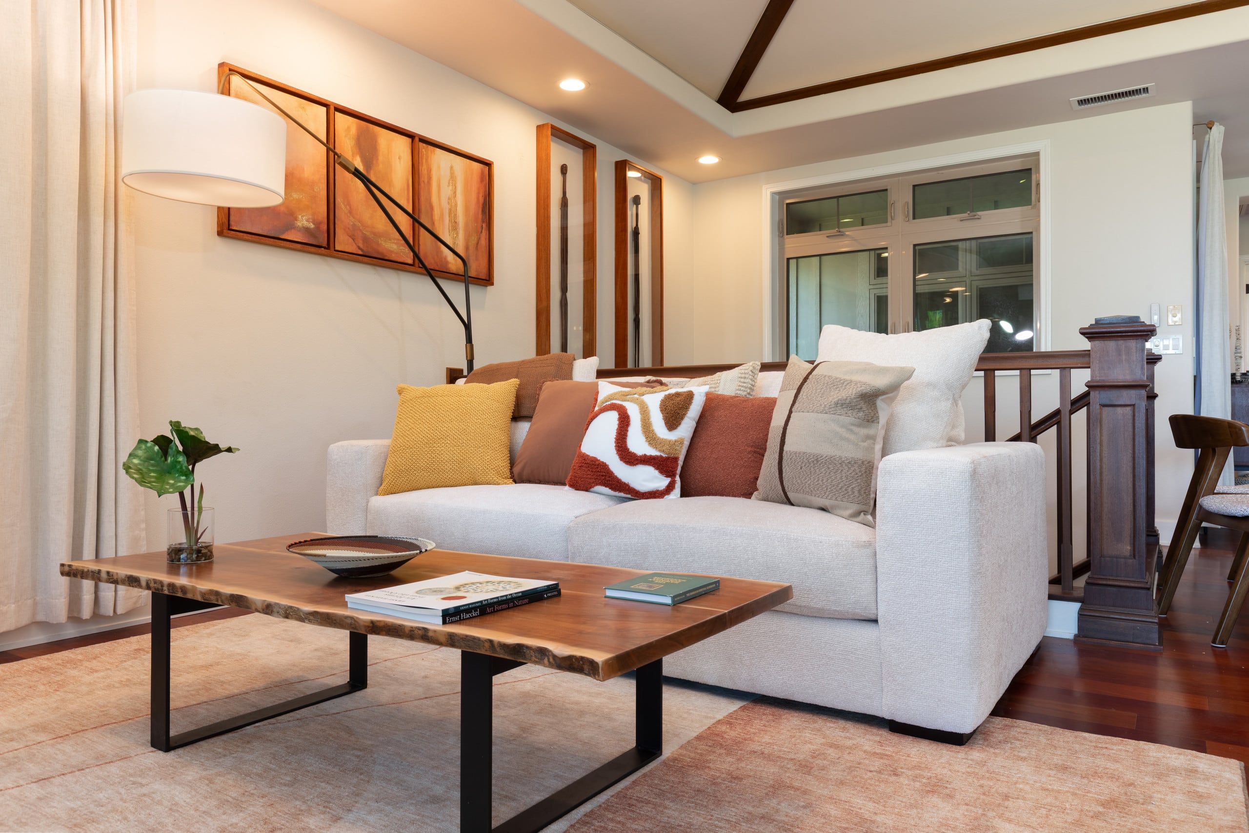 Home in Waimea · ★5.0 · 4 bedrooms · 8 beds · 3 private baths - Image 2