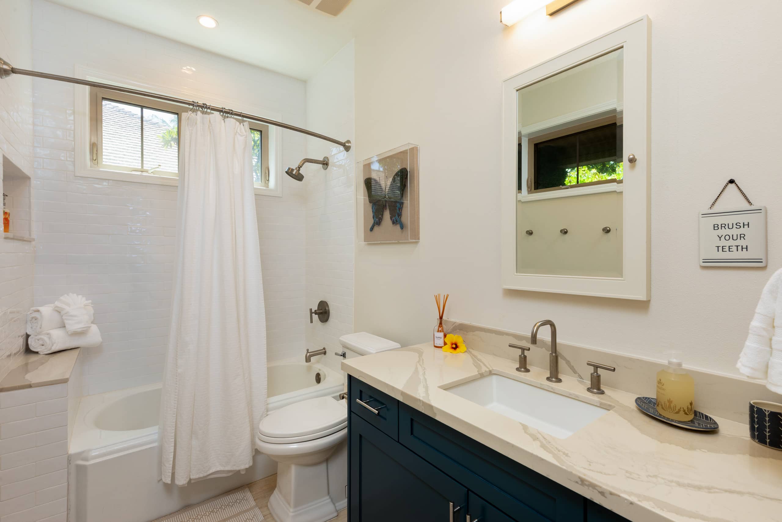 Home in Waimea · ★5.0 · 4 bedrooms · 8 beds · 3 private baths - Image 25