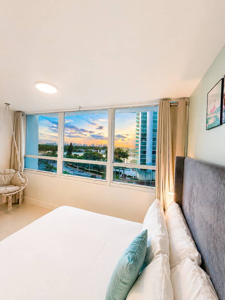 Bay-view, 1king+1sofabed+ 1freevaletparking+pool - Miami Beach