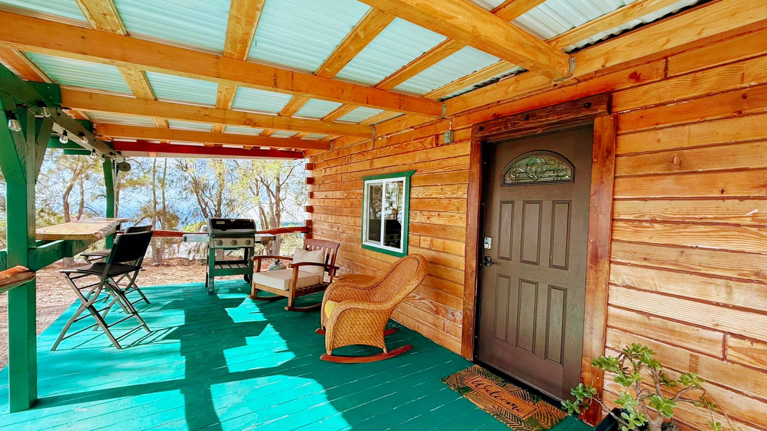 Big Kahuna Cabin (Hot Tub Getaway) -Ocean View- - Photo 21