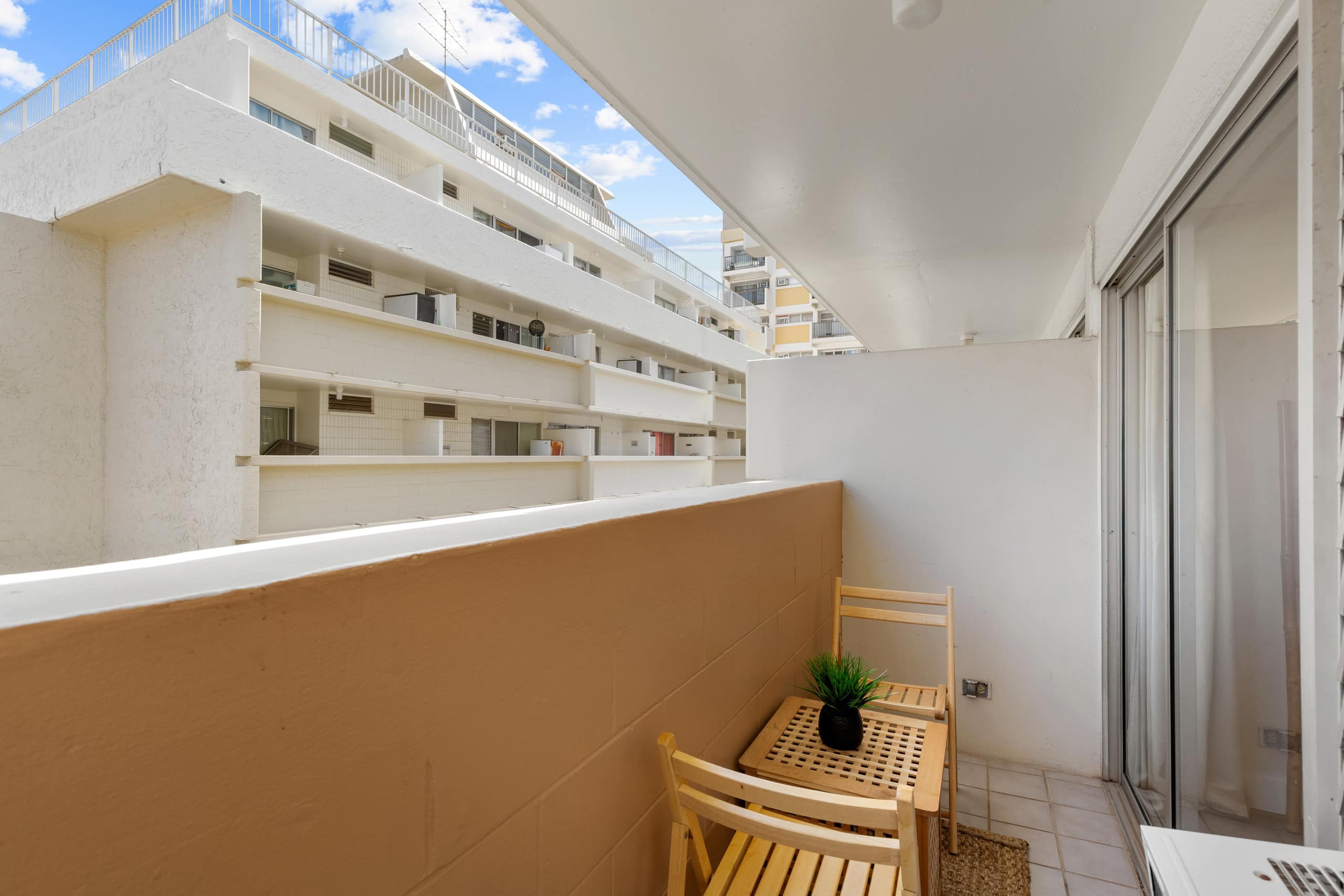 Cute Studio unit few minutes from Waikiki Beach! - Image 9