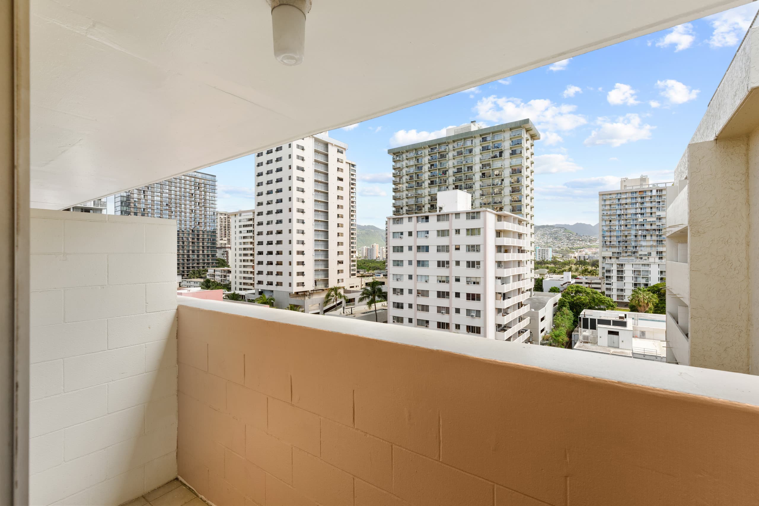 Cute Studio unit few minutes from Waikiki Beach! - Image 10