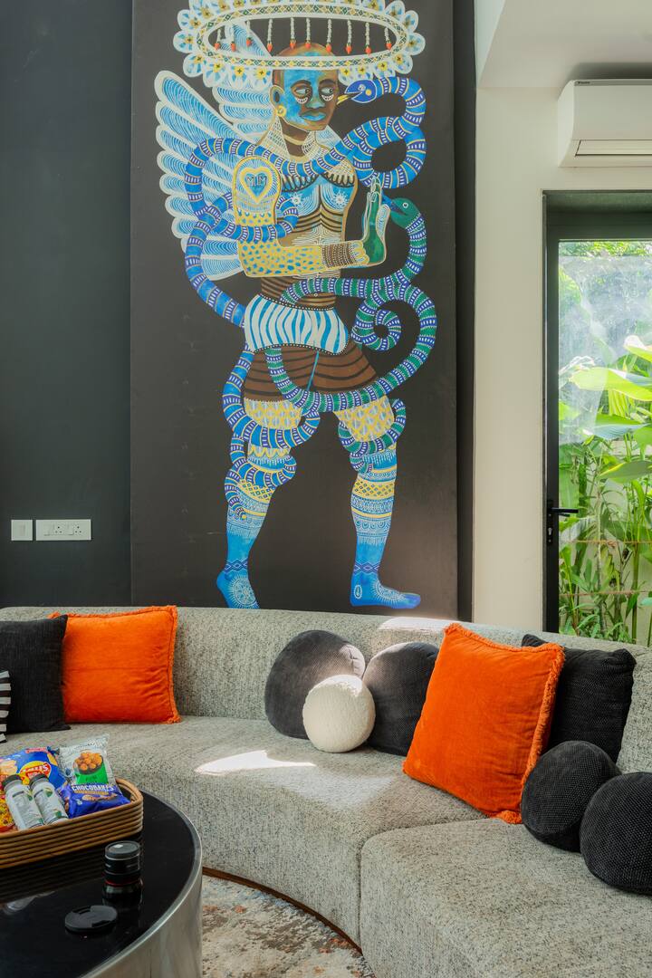 Living room image 3
