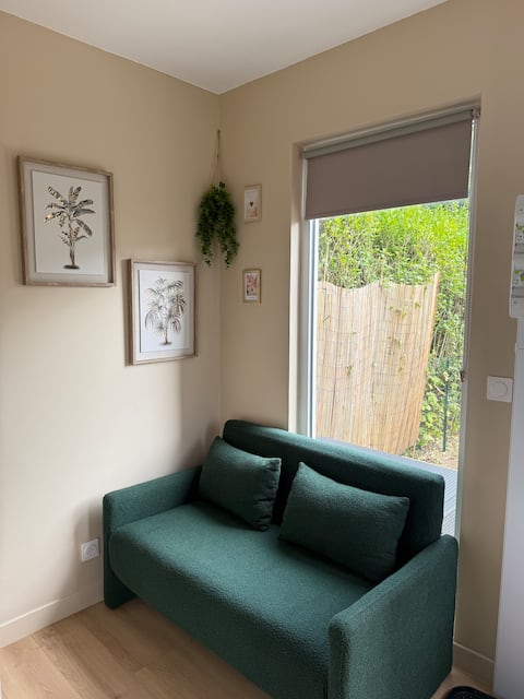 Annonce Airbnb populaire: 10 minutes from Disney Enchanted and cocooning getaway à Bailly Romainvilliers