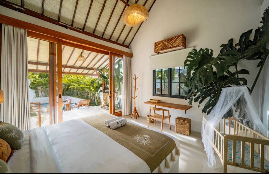 Home in South Kuta · 2 bedrooms · 3 beds · 2 private baths, Airbnb-Vergleich