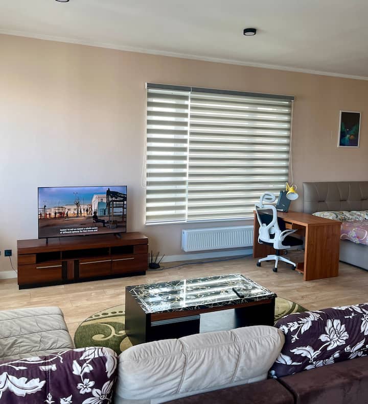 Spacious Top-floor Home - Cozy Stay - Ulaanbaatar