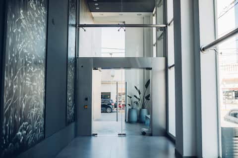 Top Airbnb: Brand new, modern and cozy downtown apartment A en Departamento Río Cuarto