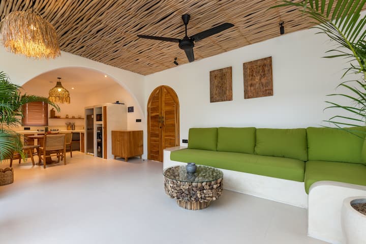 New Seminyak 1b Lush Jungle Ethnic Retreat Villa - Bali