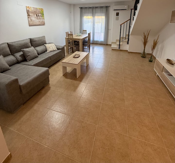 Exclusivo Adosado Jalance - Cortes de Pallás