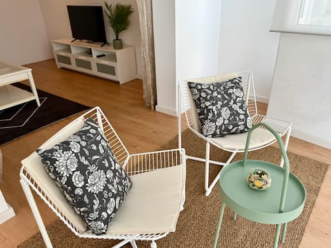 Imóvel de sucesso: Lovely Estoril Apartment em Alcabideche