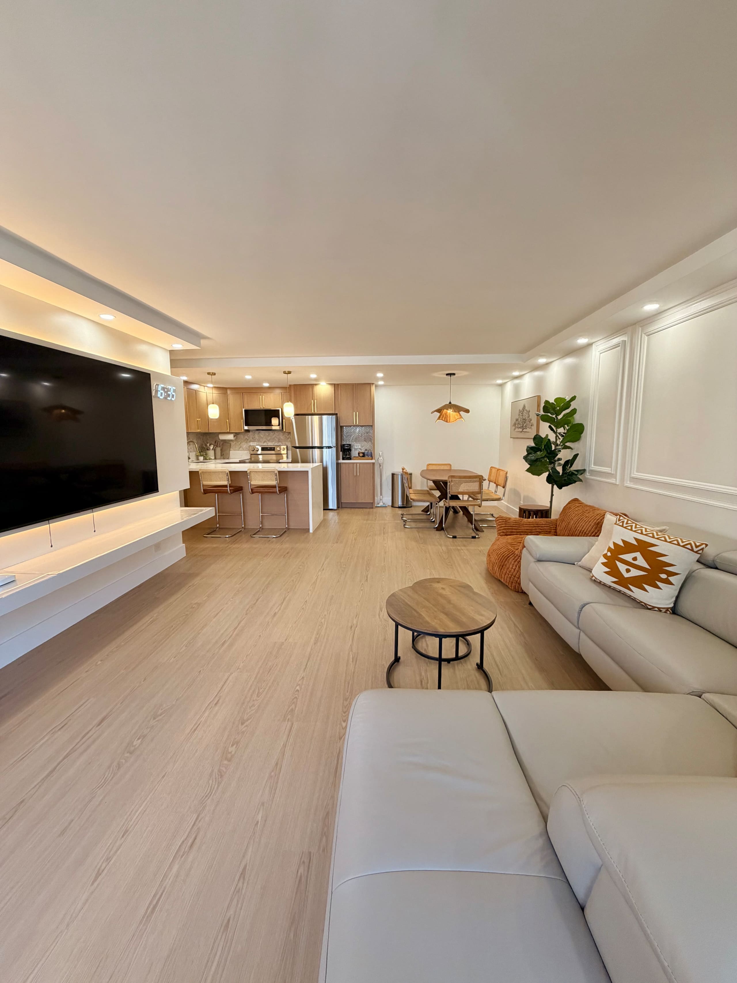 Luxury Mountain & River View Room #6ㅣ Free Parking - Image 6
