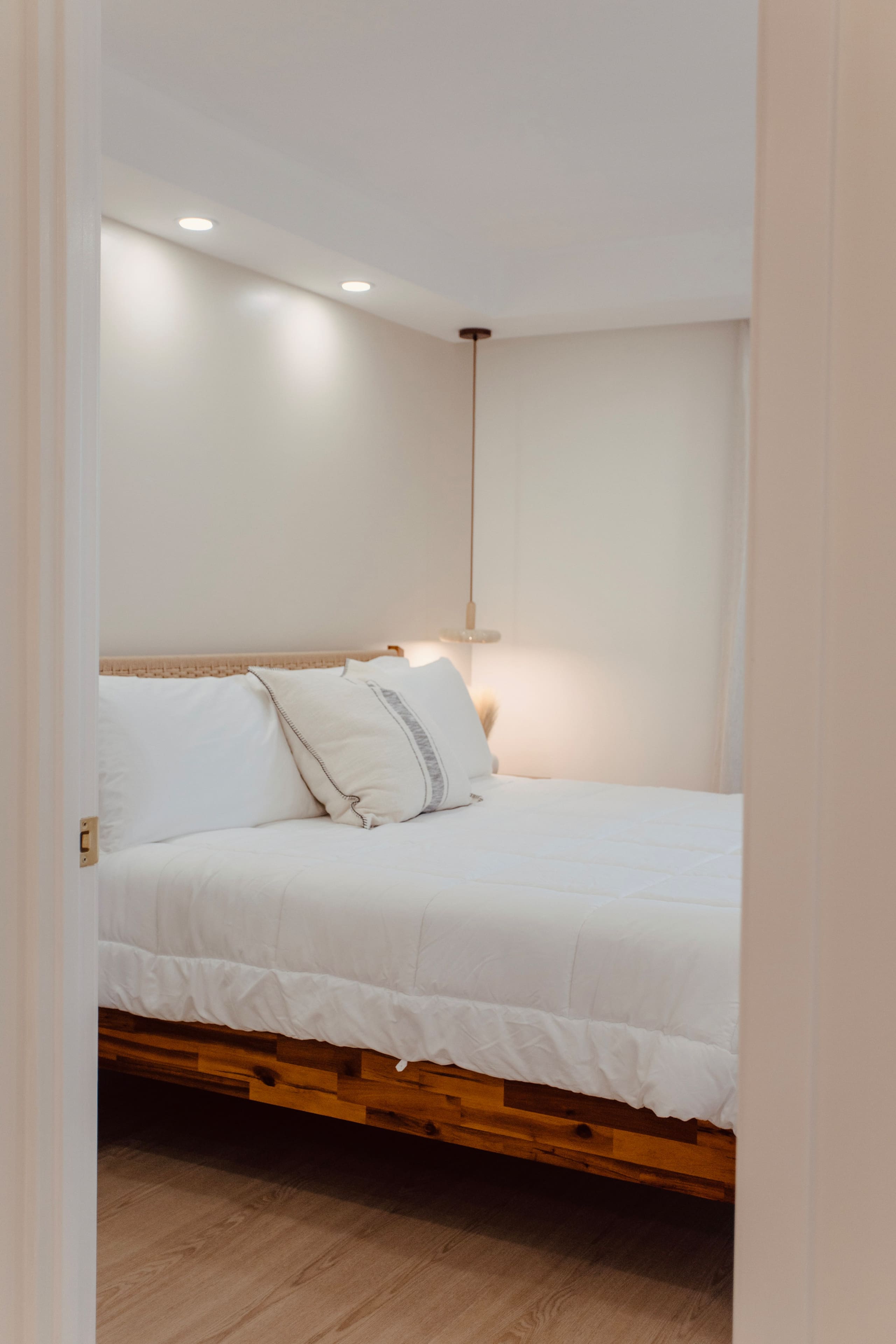 Luxury Mountain & River View Room #6ㅣ Free Parking - Image 27
