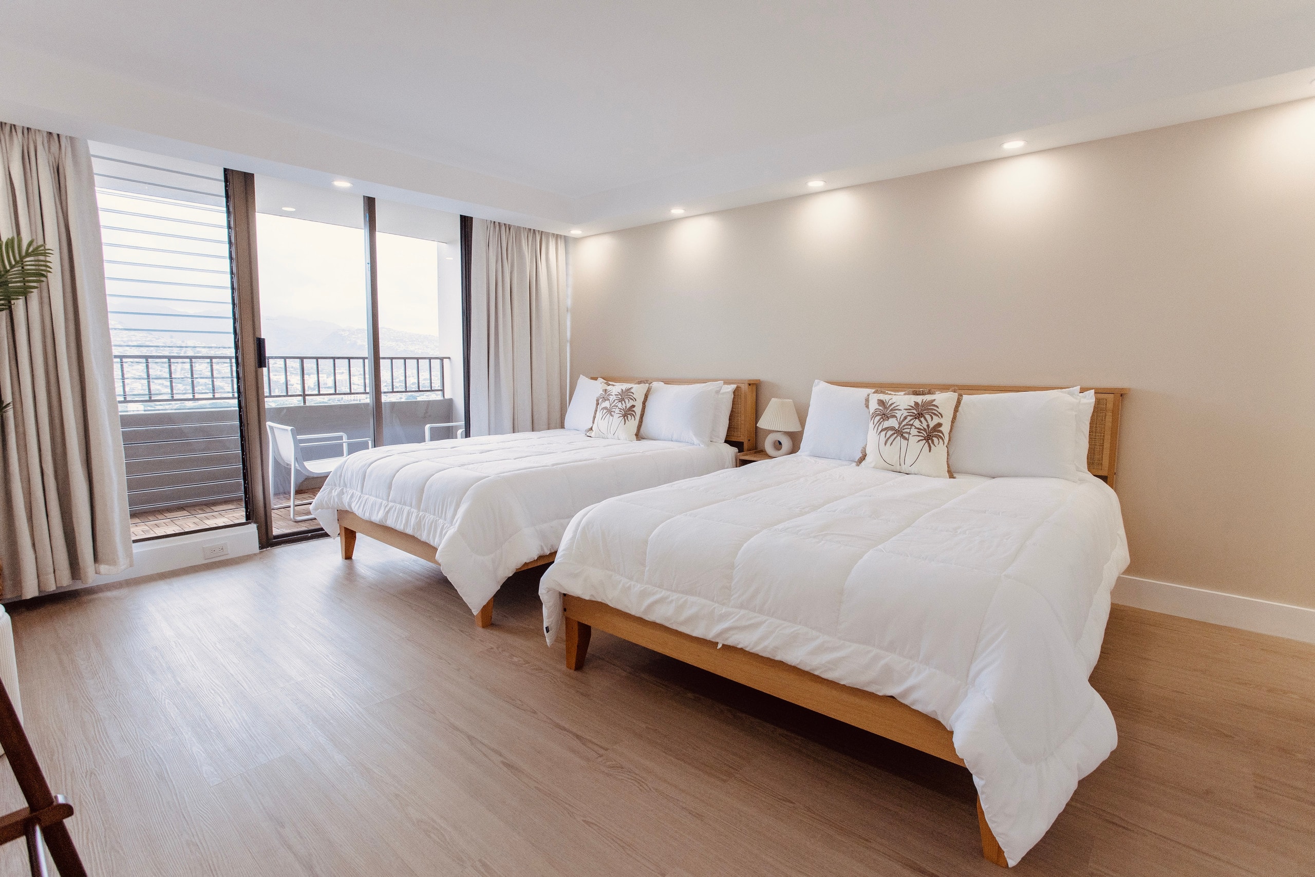 Luxury Mountain & River View Room #6ㅣ Free Parking - Image 18