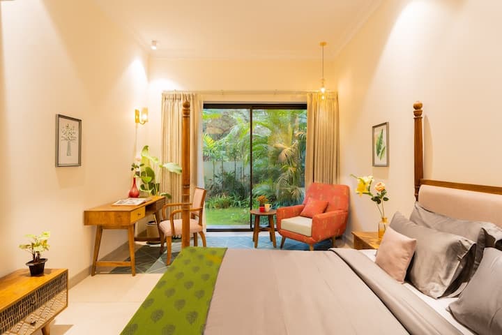 Bedroom 1 image 2